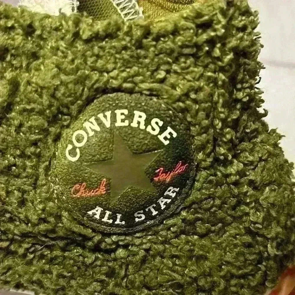 Converse Run Star Hike High Women's Fur Green Moss Lace Up 573197C Size 6.5 - Picture 11 of 15